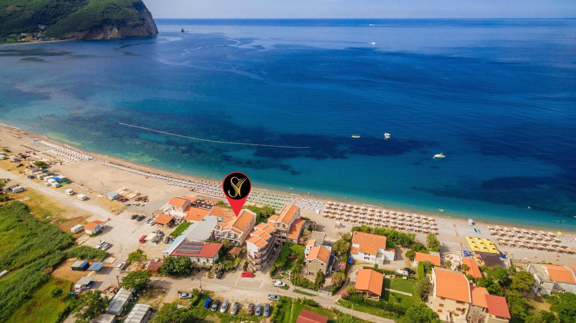 Hotel Savojo Petrovac Exteriör bild